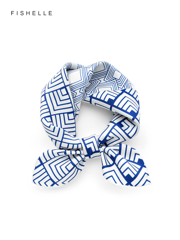 Scarf Silk Square - الصينية الكلاسيكية الأزرق الأبيض الخزف الحرير