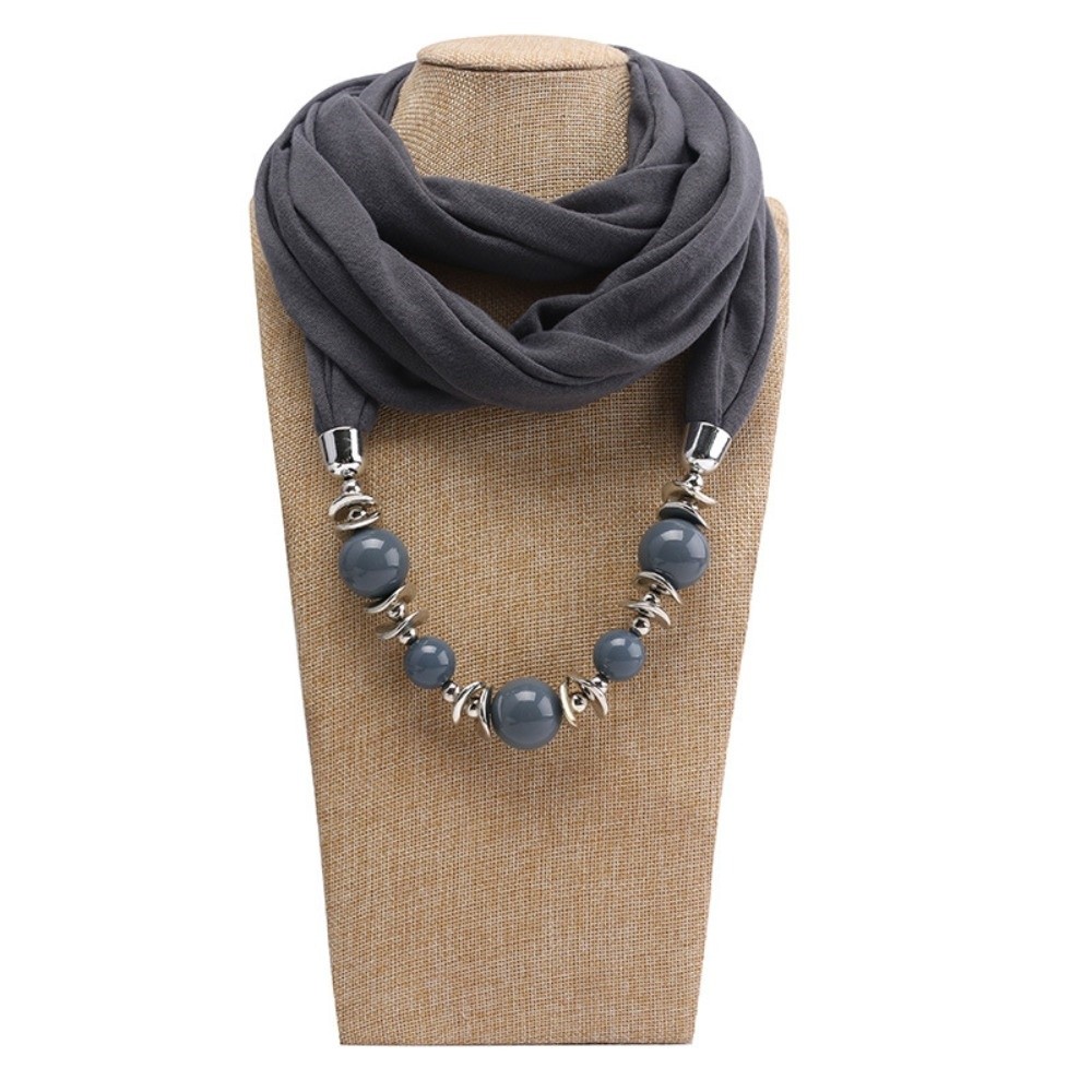 Infinity Scarf Knit - وشاح شيفون مع قلادة مزينة بالخرز