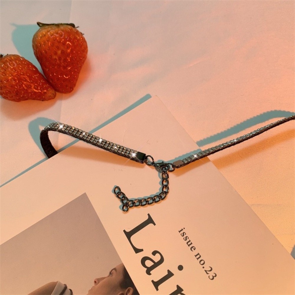 ربطة عنق مزدوجة الطبقات مرصعة  - مراجعة Bow Tie Pre Tied وسعره