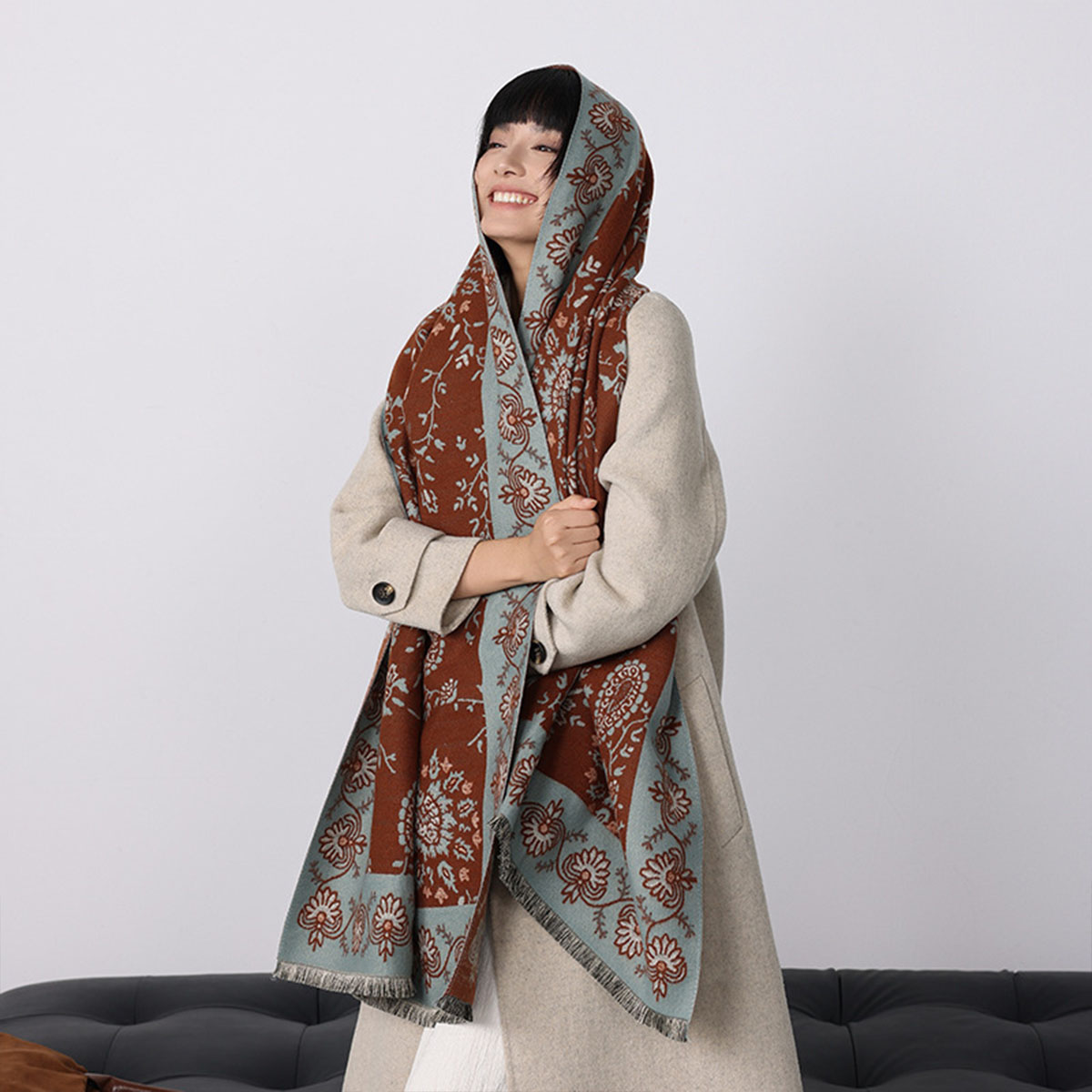 الفاخرة الشتاء تقليد الكشمير ا - مراجعة Woven Scarf Blanket وسعره