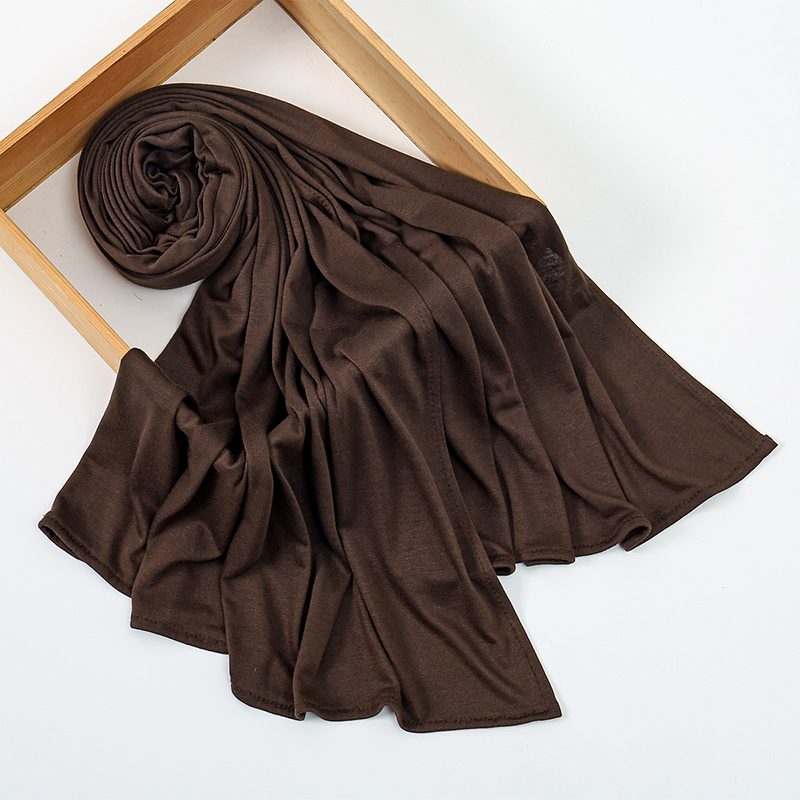 حجاب قطني فاخر من المودال، وشا - مراجعة Bandana Cotton وسعره