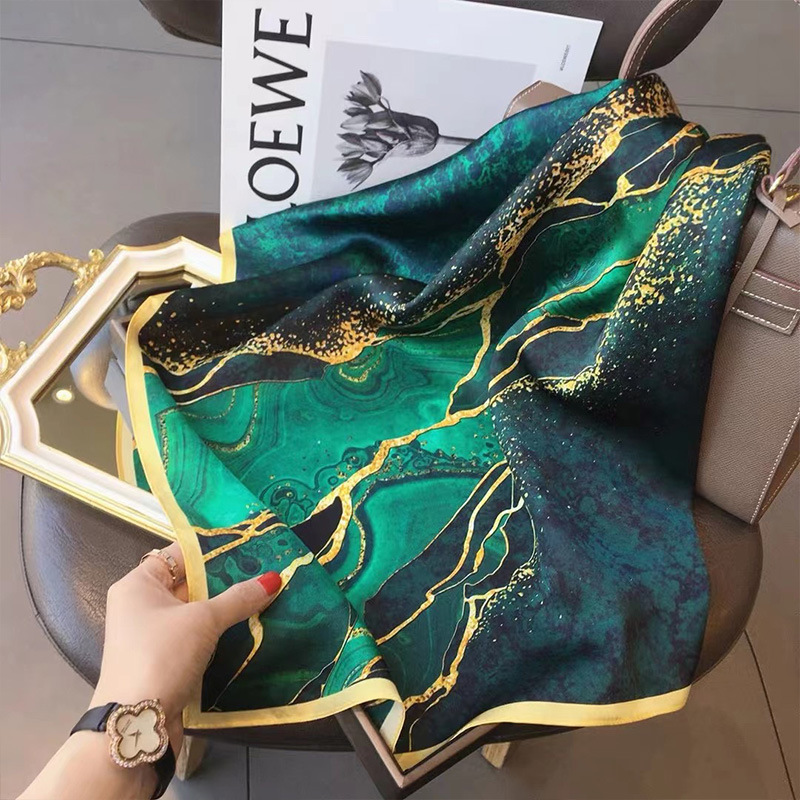 70x70 سنتيمتر النساء وشاح الحر - مراجعة Ascot Neck Scarf وسعره